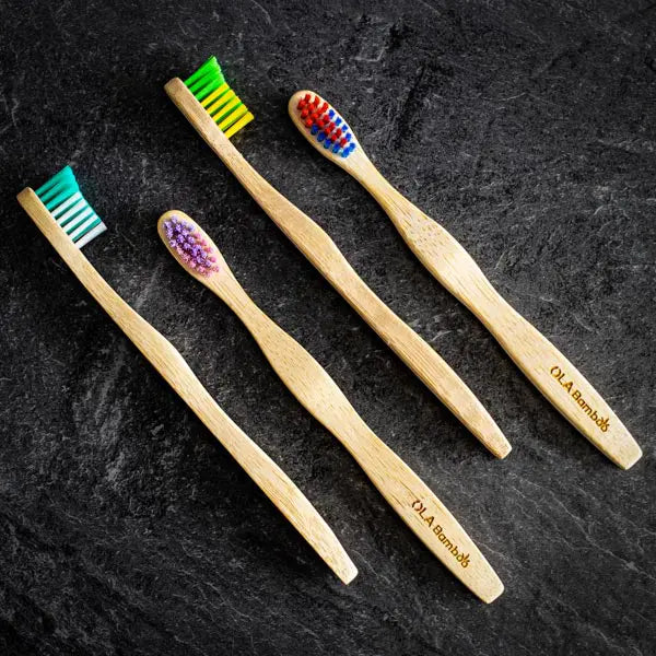 Brosse à dent en bamboo pour enfants Toothbrushes Ola Bamboo 